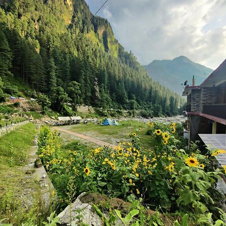 Flipsyde Retreat Hotel Kasol Exterior foto