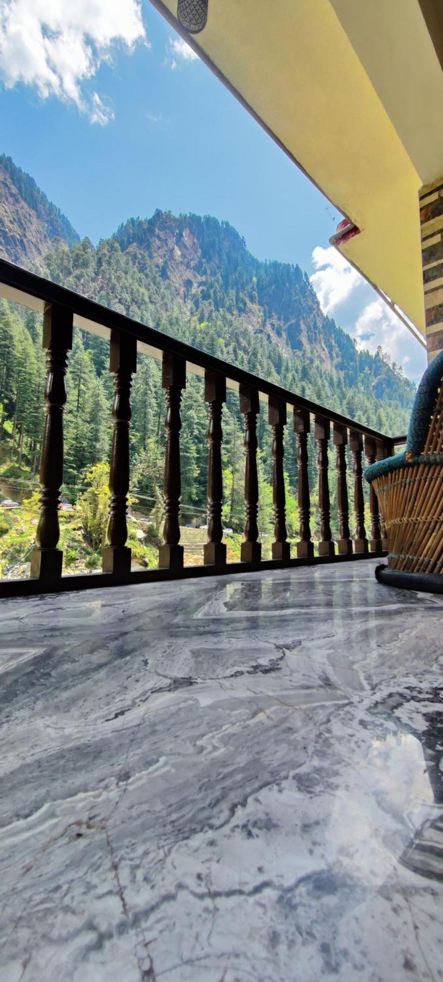 Flipsyde Retreat Hotel Kasol Exterior foto