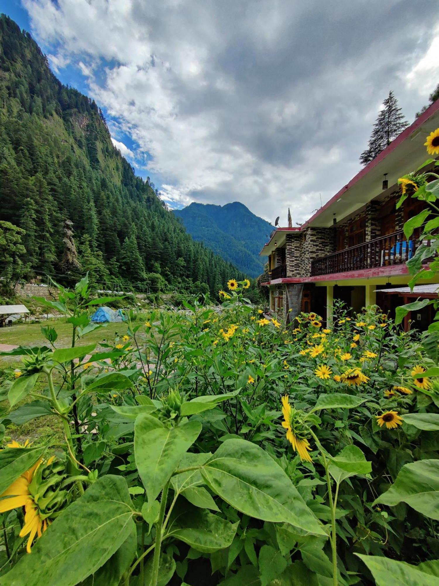 Flipsyde Retreat Hotel Kasol Exterior foto