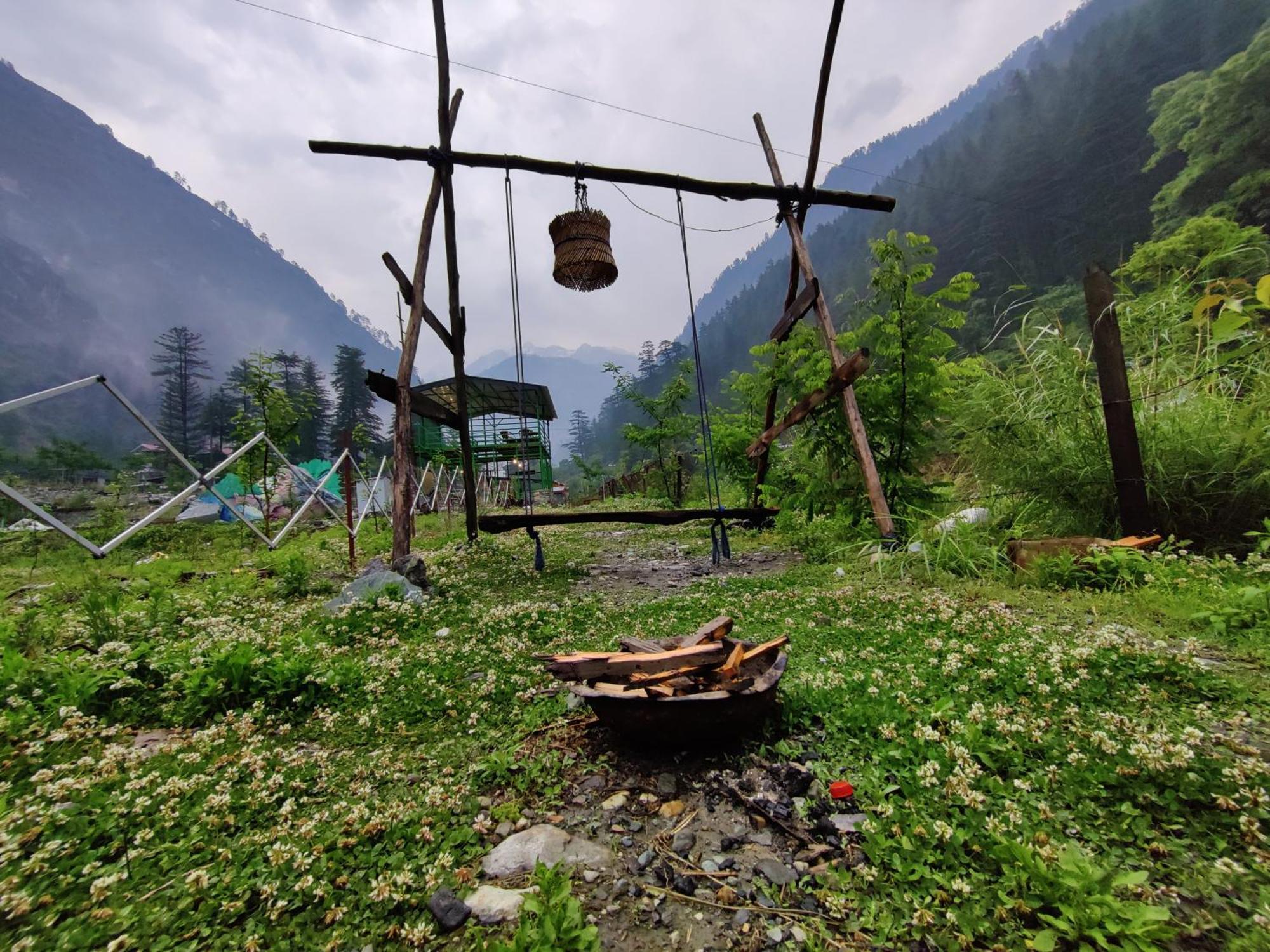 Flipsyde Retreat Hotel Kasol Exterior foto